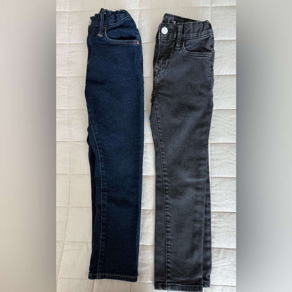 Boys Gap Dark Blue and Black wash slim Jeans set of 2 size 7